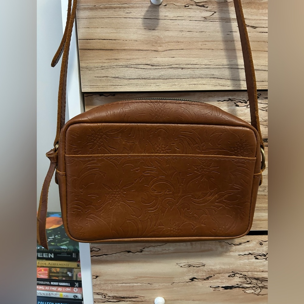 Portland Leather Brown Crossbody Bag
